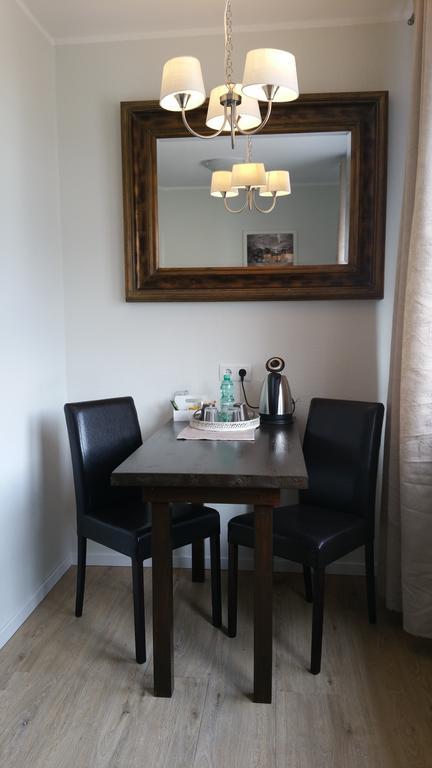 Gaestehaus Burgberg, Weinhaus Fries Kattenes ห้อง รูปภาพ