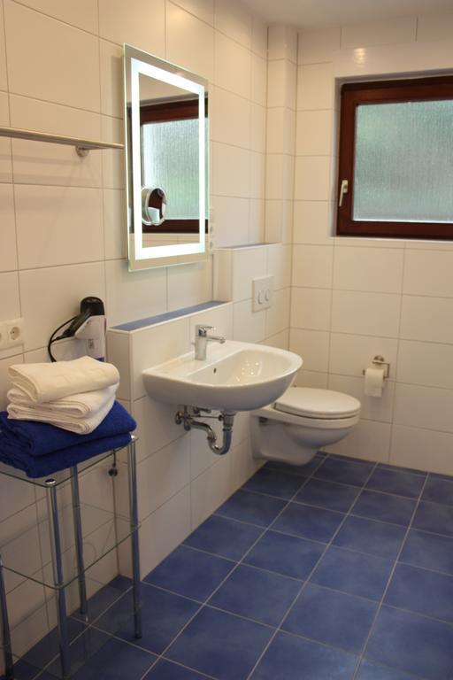 Gaestehaus Burgberg, Weinhaus Fries Kattenes ห้อง รูปภาพ